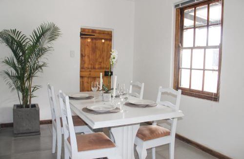 Voelklip Casa | Langbaai Beach Cottage