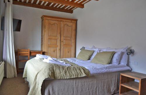 La Salle-les-Alpes Hotel | Langley Hotel La Vieille Ferme