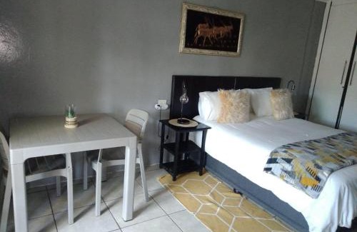 Phuthaditjhaba Casa | Lapaleholo Guesthouse