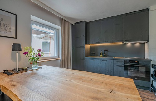 Schonbach Casa | Large, cosy holiday flat with terrace
