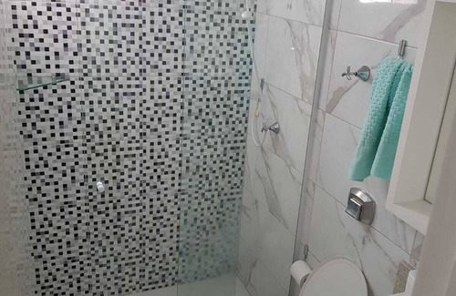 Centro Apartamento | Large and furnished apartment. Central location and 150 meters from the beach.