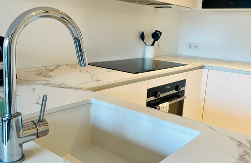 Gare Apartamento | Large 1 bedroom -Center terrace parking