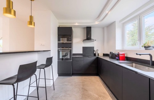 Saint-Maurice Pellevoisin Apartamento | Large 130 m² 4-bedroom apartment