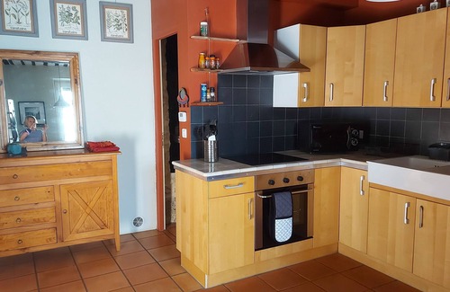 Forcalquier Casa | Large 17th century townhouse in centre of Forcalquier with terrace and views