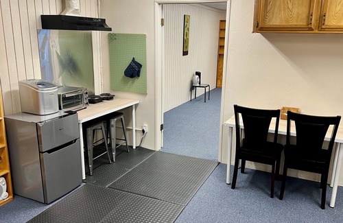 Frazier Park Apartamento | Large 2 bedroom 1 bath temporary housing, can sleep up to 6 people. Quiet place