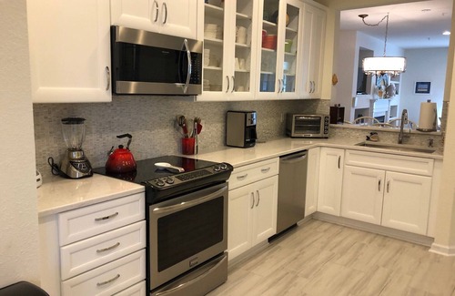 Ocean View Condominio | Gran villa de 2 dormitorios y 2 baños (para 7) -w / grill en el campo de golf-Bear Trap