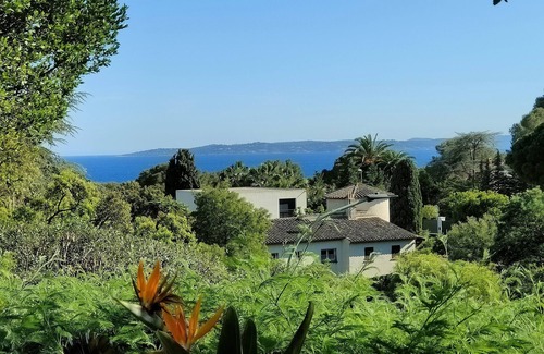 Les Issambres Apartamento | Large 2-room apartment 55m²:air-conditioned room, sea view, Nature, 5min walk to the beach