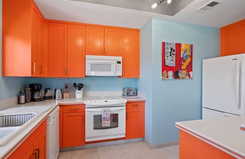 Palm Springs Casa | Large 2bd condo in Desert Princess Country Club
