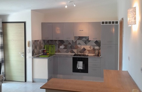Santa Maria Apartamento | Large 3 bedroom, top floor apartment with swimming pool and wifi