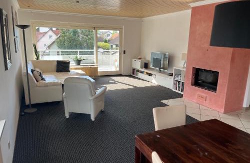 Munchen District Apartamento | Large 3-BR Apt for 6 - direct train to Oktoberfest