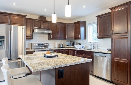 Rosemount Casa | Large 3bdrm Duplex in the Heart of Kitchener!