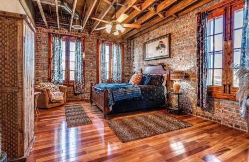 Central Oklahoma City Apartamento | Large 4-Bed Stockyards Hideaway