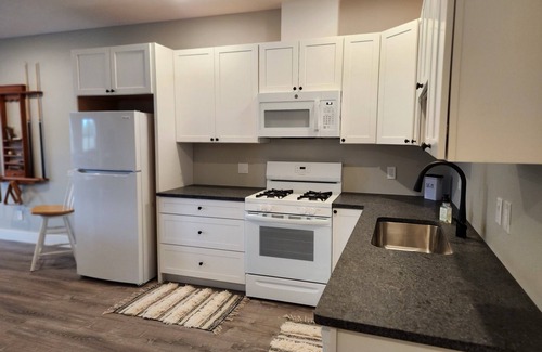 Mayfield Casa | Large 5 bedroom family home. 10 Minutes from Downtown Traverse City!!