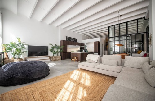 El Parc i la Llacuna del Poblenou Apartamento | Large 5 Bedrooms Apartment in Poblenou - You Stylish