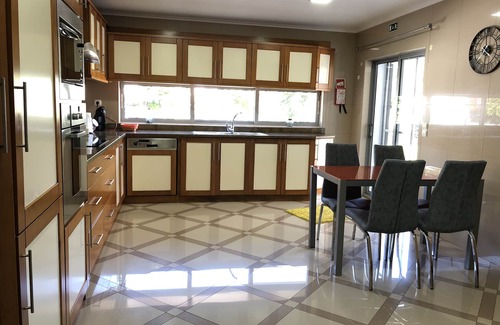 Fenais da Luz Casa | GRAN CASA DE LUJO DE 6 DORMITORIOS CON PISCINA Y TUBO CALIENTE EXTERIOR