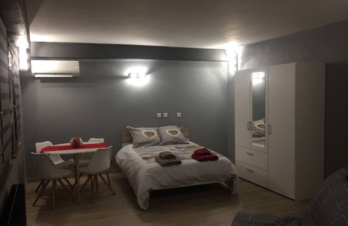 Wasselonne Casa | Habitación grande con aire acondicionado para 4 personas con acceso a la sauna a 25 minutos de Estrasburgo.