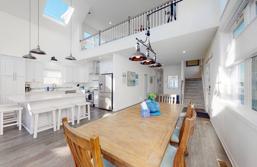 Montego Bay Casa | Large and Beautiful House 2 Blocks From Beach w/Shared Pool, Central AC, WiFi