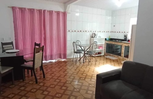 Foz do Iguacu Cabaña | Large and comfortable country house in Foz do Iguaçu. We accept pets and children