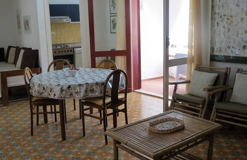 Cala Bitta Apartamento | Amplio y confortable apartamento de tres habitaciones en una residencia con piscina, Costa Smeralda