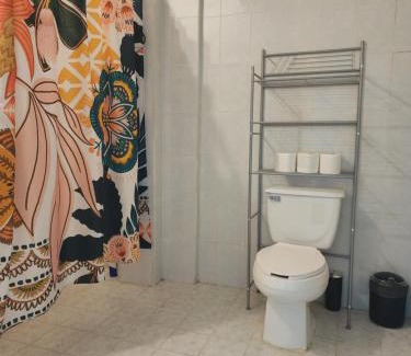 Lazaro Cardenas Apartamento | Large and comfy apartment, near DT and Principal Beach!