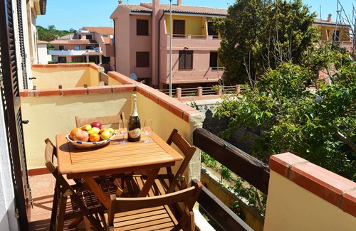 Santa Teresa di Gallura Apartamento | Amplio y soleado apartamento a 300 m del mar