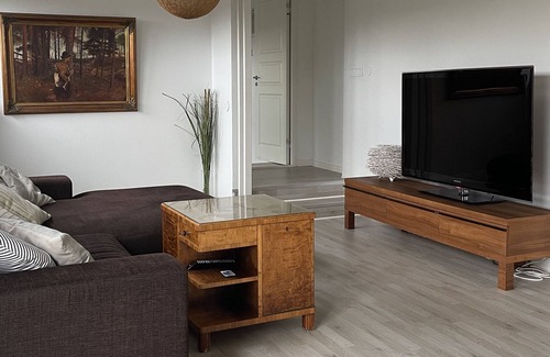 Nyhamnslage Casa | Large and stylish family home 200m from beach