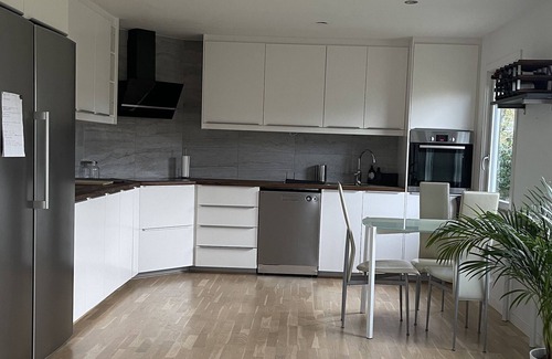 Nyhamnslage Casa | Large and stylish family home 200m from beach