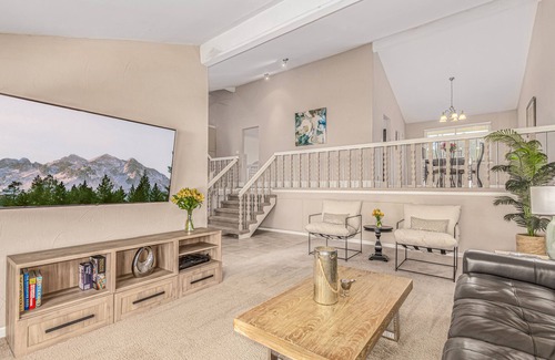 Southeast Casa | Large and unique home with lots of space to spread out!