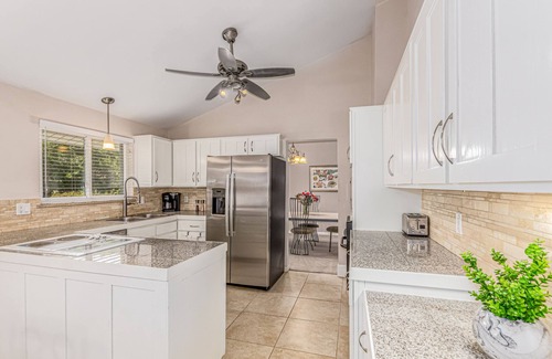 Southeast Casa | Large and unique home with lots of space to spread out!