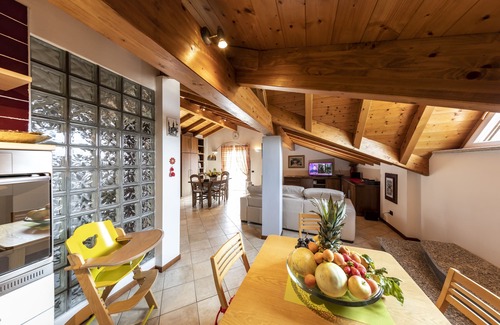 Gravellona Toce Apartamento | Amplio apartamento con impresionantes vistas al lago Maggiore