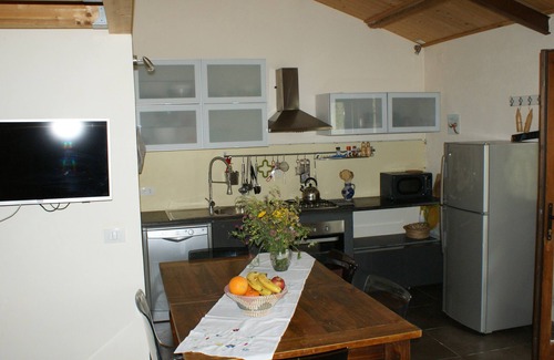 Buscemi Casa | Large apartment in a country house with 3 apartments and pool. App.1