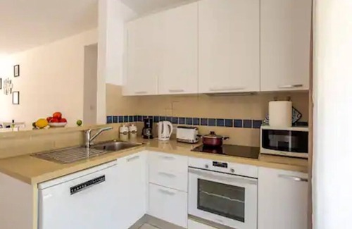 Mandria Apartamento | Large apartment in idyllic complex, close to the beach