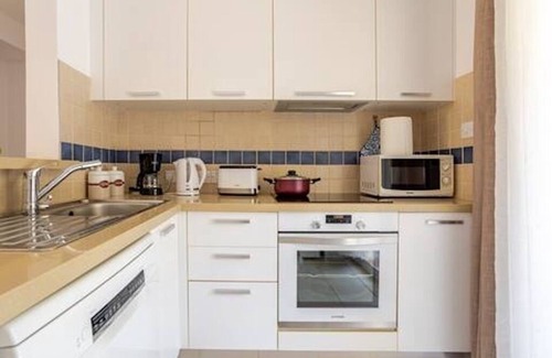 Mandria Apartamento | Large apartment in idyllic complex, close to the beach