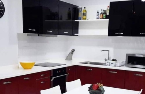 Wichit Apartamento | Large Apartment in Patong 5m Walk to Bangla Rd