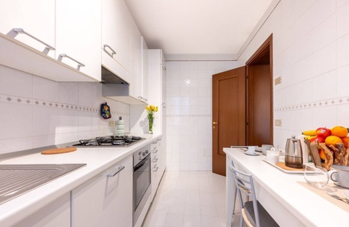 Parma City Centre Apartamento | Large Apartment in the Historic Center of Parma