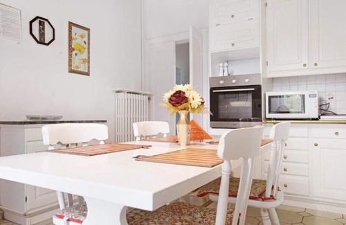 Capolago Apartamento | Amplio apartamento en villa con parque en Varese - Centro, lago, hospitales 10'