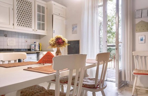 Capolago Apartamento | Amplio apartamento en villa con parque en Varese - Centro, lago, hospitales 10'