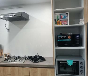 Bordj el Kiffan Apartamento | Large Apartment, Sea View, Jacuzzi & Family Games