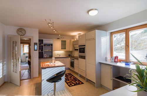 Soell Apartamento | Large apartment with garden, 2 minutes to the ski lift