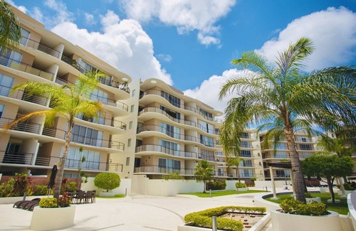 Cancun Apartamento | F104 · Large apartment with pool and terrace!