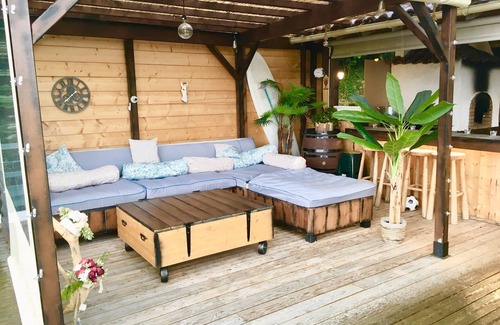 Ayherre Casa | Large atypical house in the Basque country, sleeps 16. Indoor pool