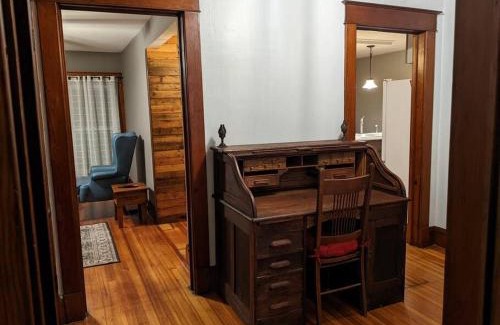 Fredonia Apartamento | Large Bakery Apartment - Central Downtown Location
