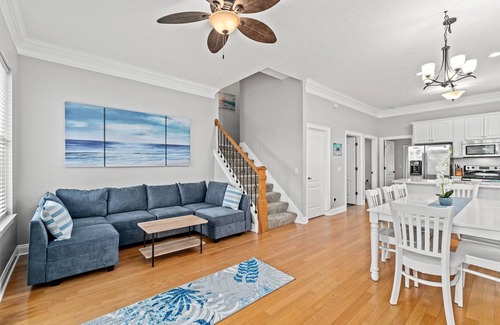 Holiday Beach Casa | Large Beach House w/Private Heated Pool, 5 Minute Walk to Beach & Restaurants!