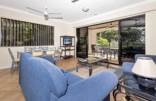 Yorkeys Knob Apartamento | Large Beachfront Apartment