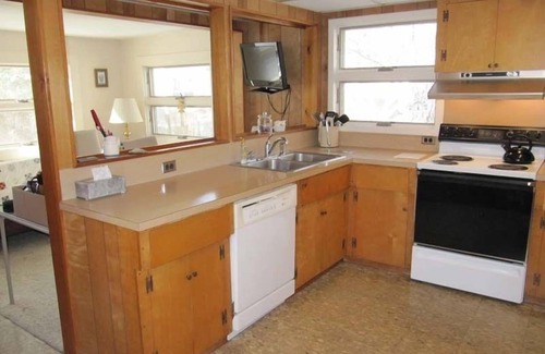 Provincetown Casa | Large Beautiful Family Home in the Heart of the West End! RPSH009