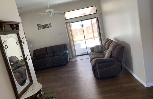 Ridgecrest Casa | Large Beautiful Home Centrally located