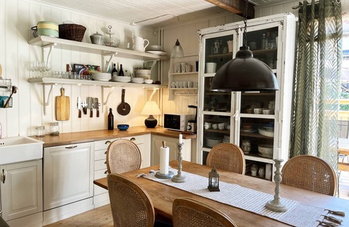 Bjorndalen Casa | Large, beautiful house in Laxne/Gnesta near lake and nature | SE13026