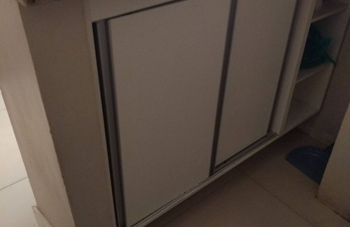 Nazare Apartamento | Cuarto 1/4 y amplio, área de servicio, lavadora. Ni siquiera sé por las escaleras