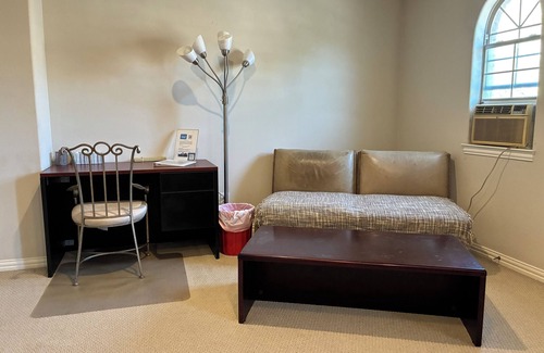 Lower Greenville Casa | Large Bedroom & Bath on trendy Lowest Greenville