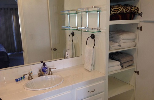 Lower Greenville Casa | Large Bedroom & Bath on trendy Lowest Greenville
